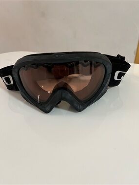 Giro Kids Black Ski Goggles with Brown Tinted Lens
